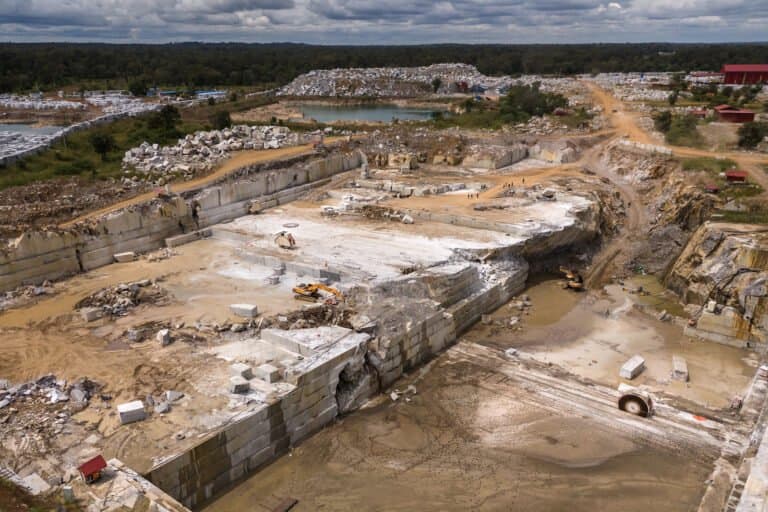 Conflito em Santuário de Vida Selvagem no Camboja: Mineração Ameaça Comunidades